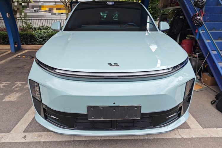 Used Li Auto L6 2025 Max Smart Refresh Edition Front
