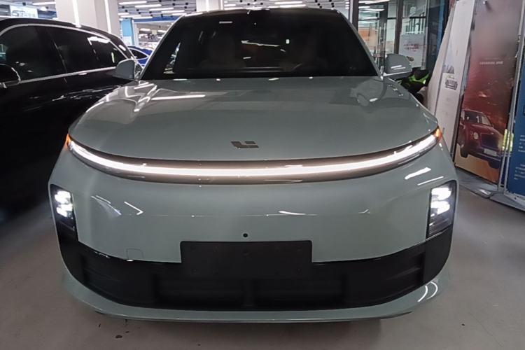 Used Li Auto L6 2025 Max Smart Refresh Edition Front
