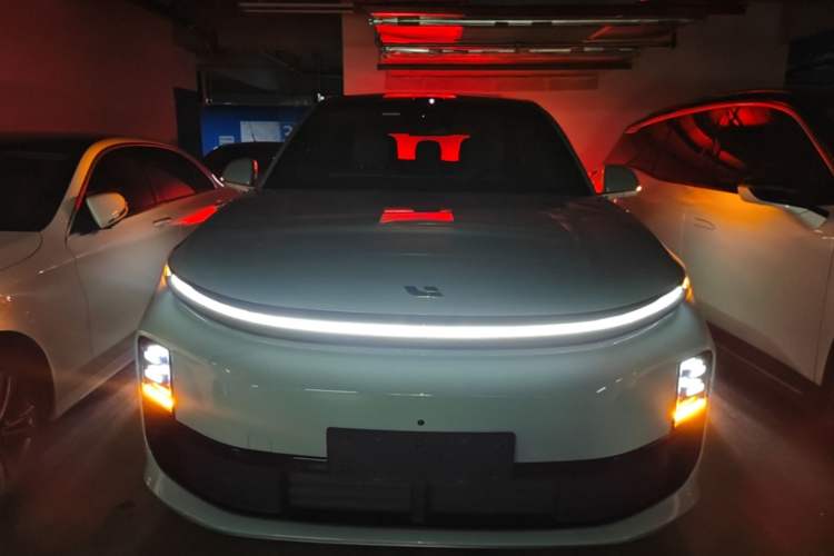 Used Li Auto L6 2025 Max Smart Refresh Edition Front