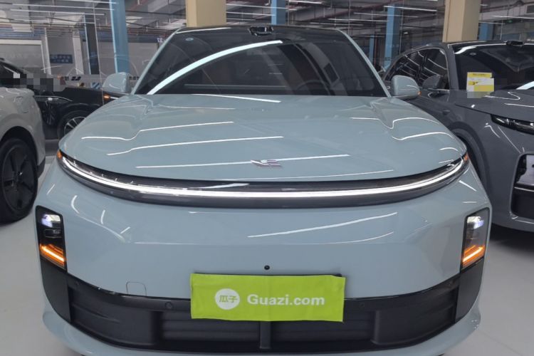 Used Li Auto L6 2025 Pro Smart Refresh Edition Front