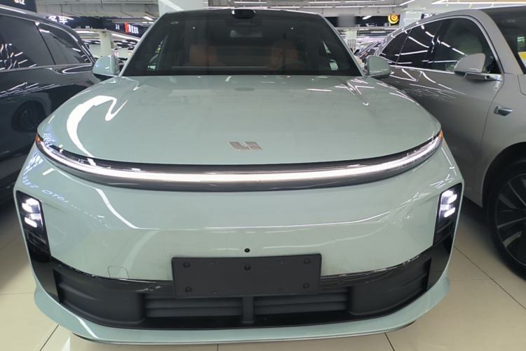 Used Li Auto L6 2025 Max Smart Refresh Edition Front