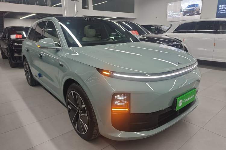 Used Li Auto L6 2025 Max Smart Refresh Edition Front Right 45 Deg
