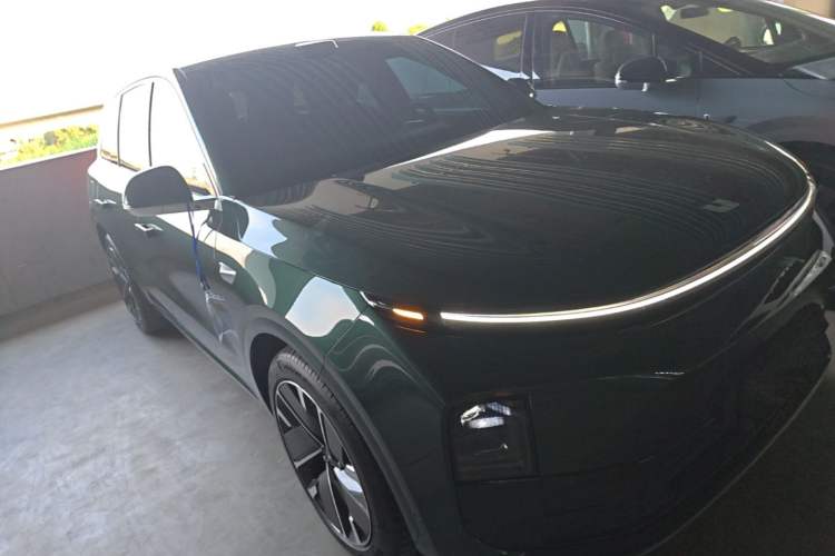 Used Li Auto L6 2025 Max Smart Refresh Edition Front Right 45 Deg