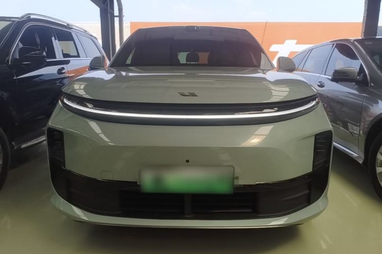 Used Li Auto L6 2025 Pro Smart Refresh Edition Front