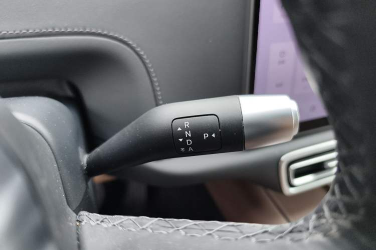 Used Li Auto L6 2025 Max Smart Refresh Edition Gear Lever
