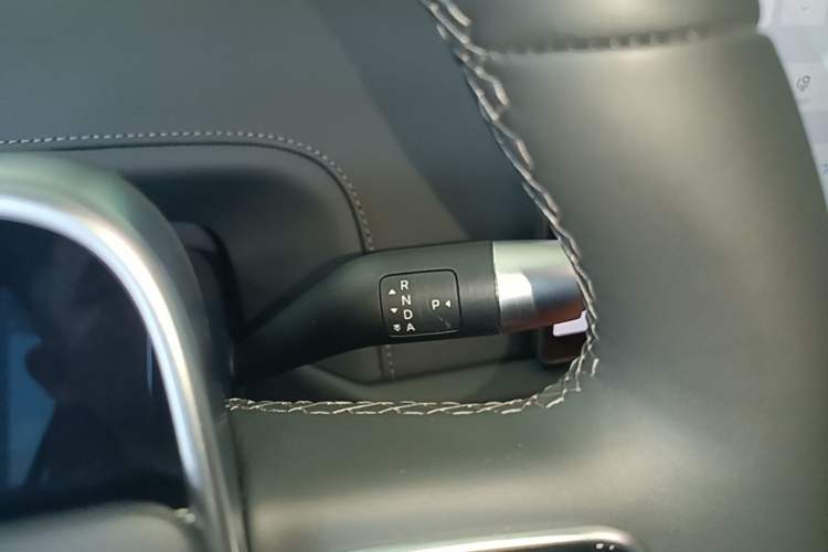 Used Li Auto L6 2025 Max Smart Refresh Edition Gear Lever