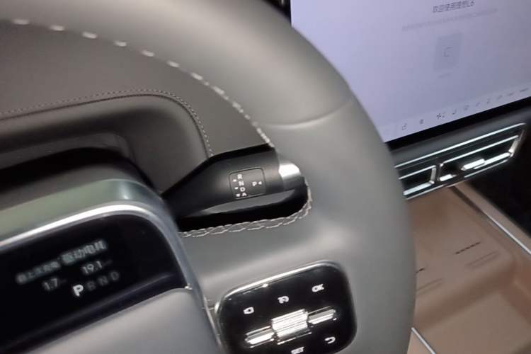 Used Li Auto L6 2025 Max Smart Refresh Edition Gear Lever
