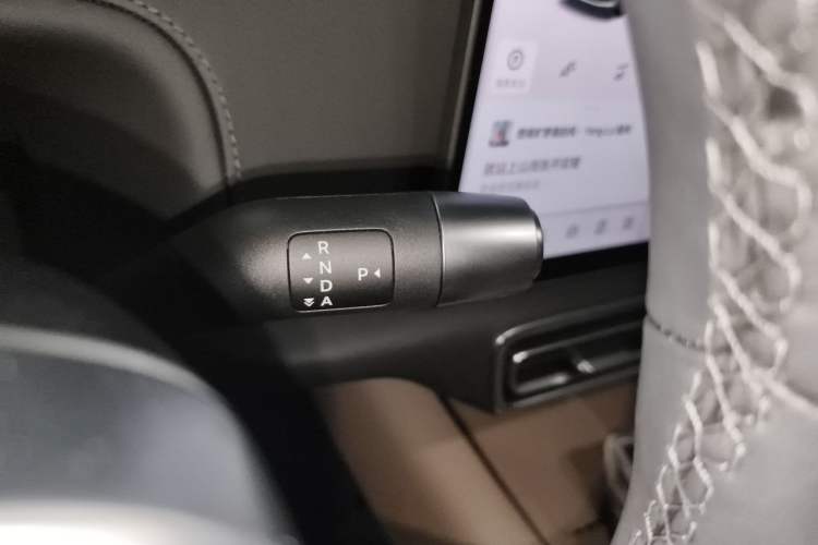Used Li Auto L6 2025 Pro Smart Refresh Edition Gear Lever