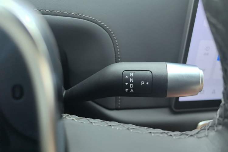 Used Li Auto L6 2025 Pro Smart Refresh Edition Gear Lever
