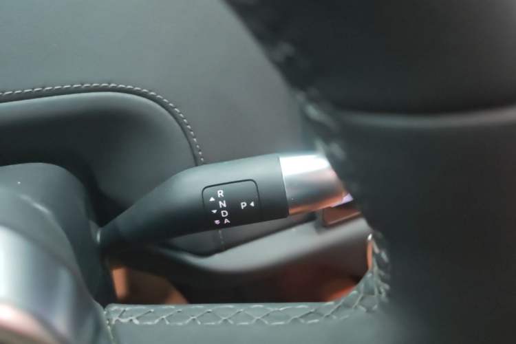 Used Li Auto L6 2025 Max Smart Refresh Edition Gear Lever