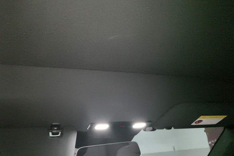 Used Li Auto L6 2025 Pro Smart Refresh Edition Headliner