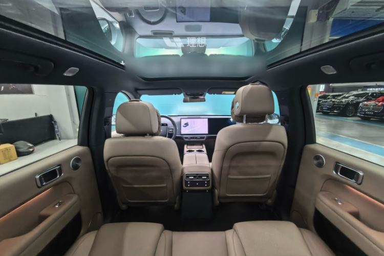Used Li Auto L6 2025 Max Smart Refresh Edition Interior 1