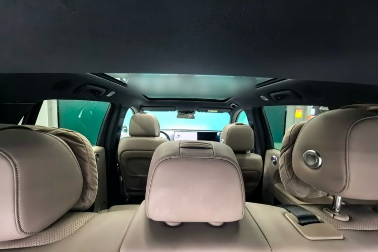 Used Li Auto L6 2025 Max Smart Refresh Edition Interior 11