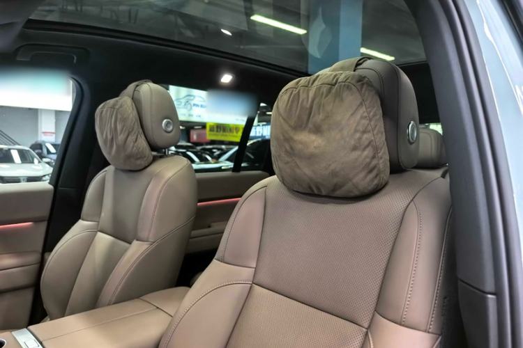 Used Li Auto L6 2025 Max Smart Refresh Edition Interior 2