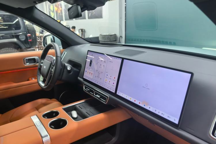 Used Li Auto L6 2025 Max Smart Refresh Edition Interior 2