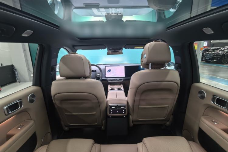 Used Li Auto L6 2025 Max Smart Refresh Edition Interior 5