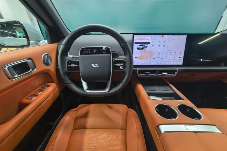 Used Li Auto L6 2025 Max Smart Refresh Edition Interior 5