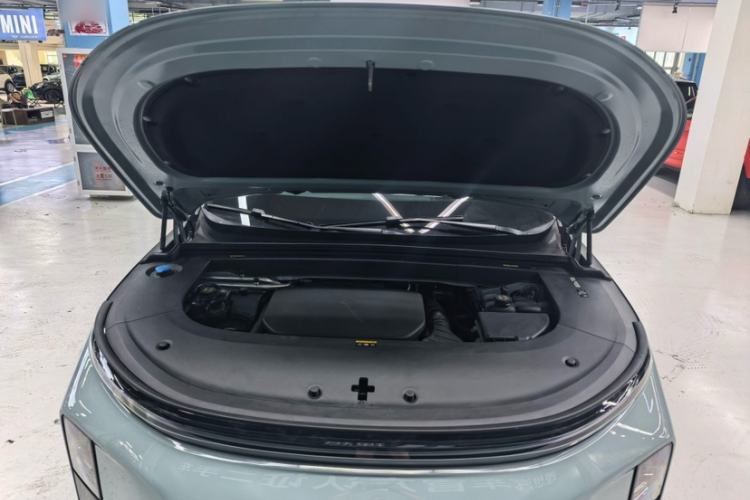 Used Li Auto L6 2025 Max Smart Refresh Edition Interior 6