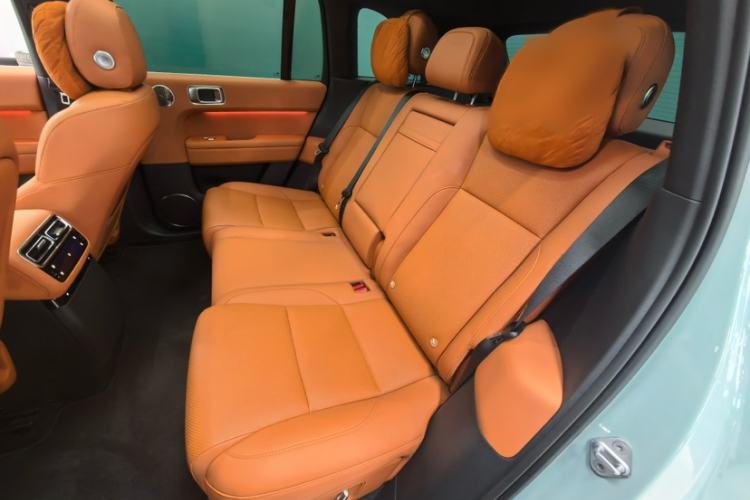 Used Li Auto L6 2025 Max Smart Refresh Edition Interior 6