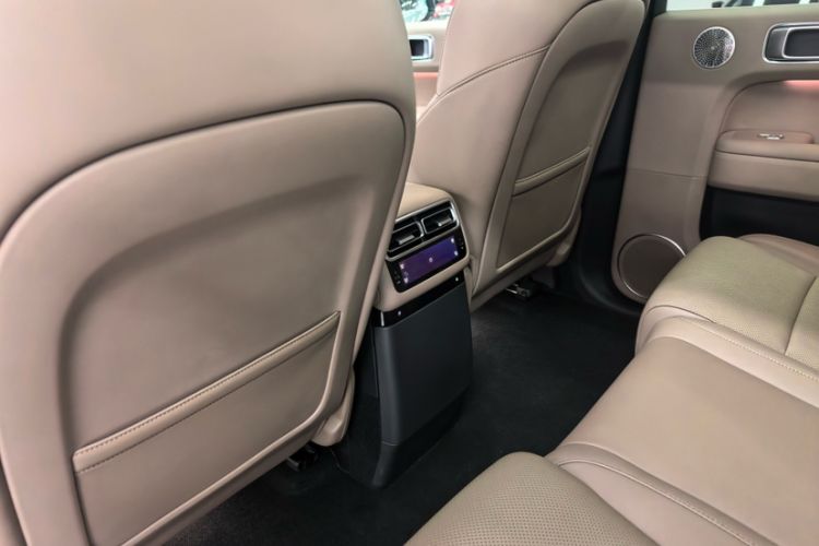 Used Li Auto L6 2025 Max Smart Refresh Edition Interior 8