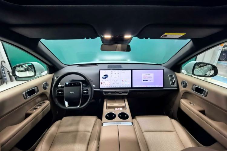 Used Li Auto L6 2025 Max Smart Refresh Edition Interior 9