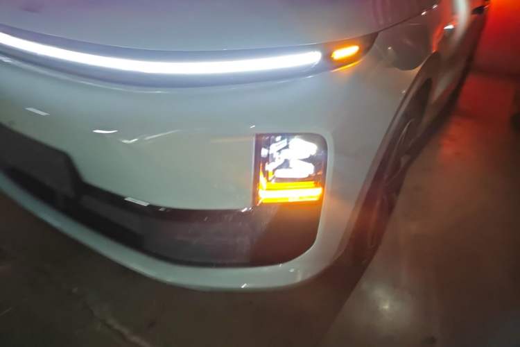Used Li Auto L6 2025 Max Smart Refresh Edition Left Front Headlight
