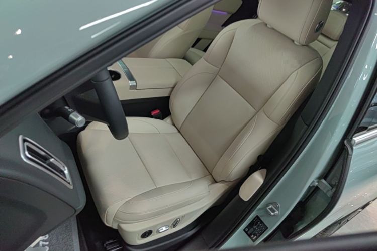 Used Li Auto L6 2025 Pro Smart Refresh Edition Left Front Seat