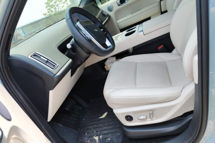 Used Li Auto L6 2025 Pro Smart Refresh Edition Left Front Seat