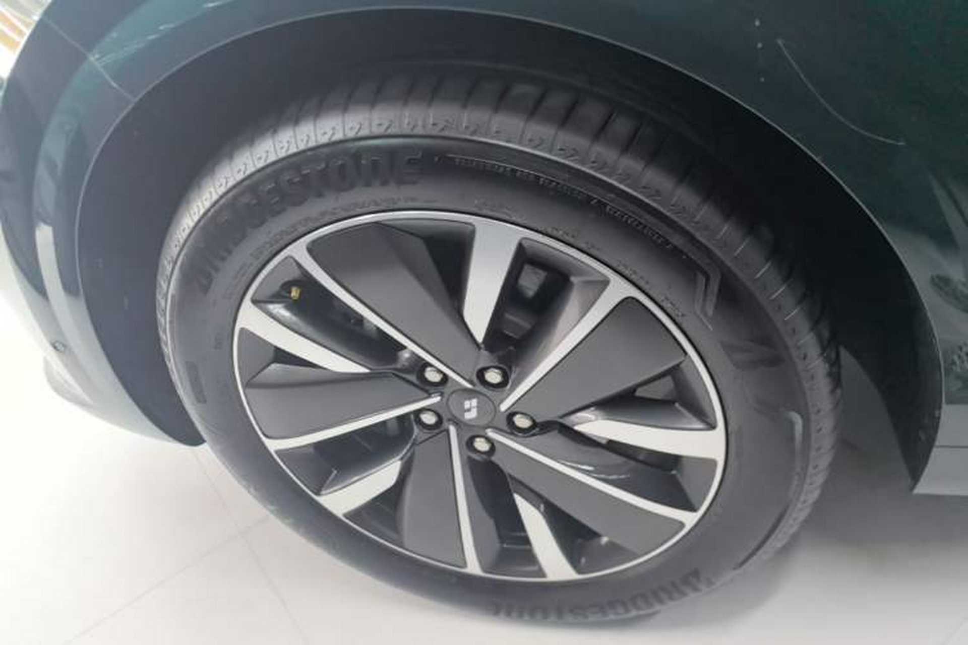 Used Li Auto L6 2025 Max Smart Refresh Edition Left Front Wheel Hub