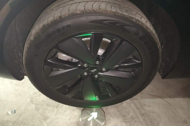 Used Li Auto L6 2025 Pro Smart Refresh Edition Left Front Wheel Hub