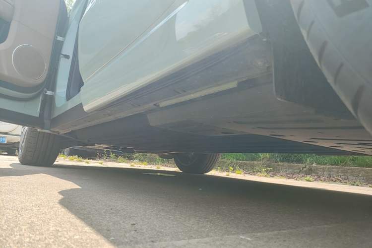 Used Li Auto L6 2025 Pro Smart Refresh Edition Left Side Sill