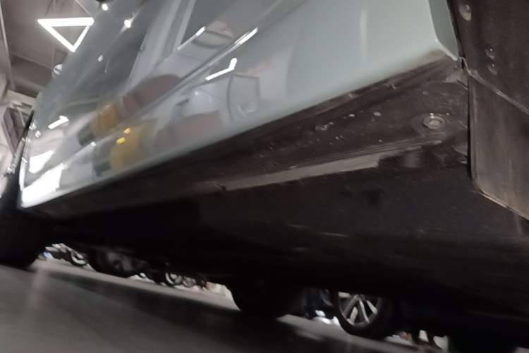 Used Li Auto L6 2025 Max Smart Refresh Edition Left Side Sill