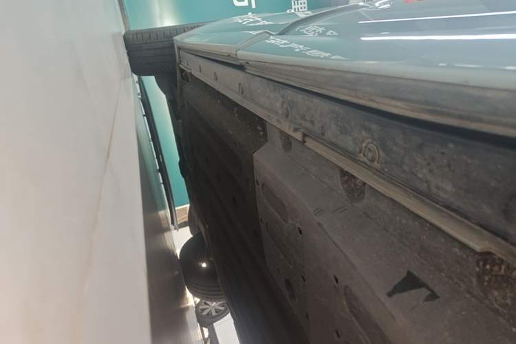 Used Li Auto L6 2025 Max Smart Refresh Edition Left Side Sill