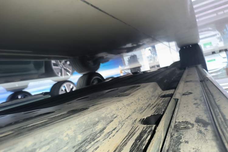 Used Li Auto L6 2025 Max Smart Refresh Edition Left Side Sill