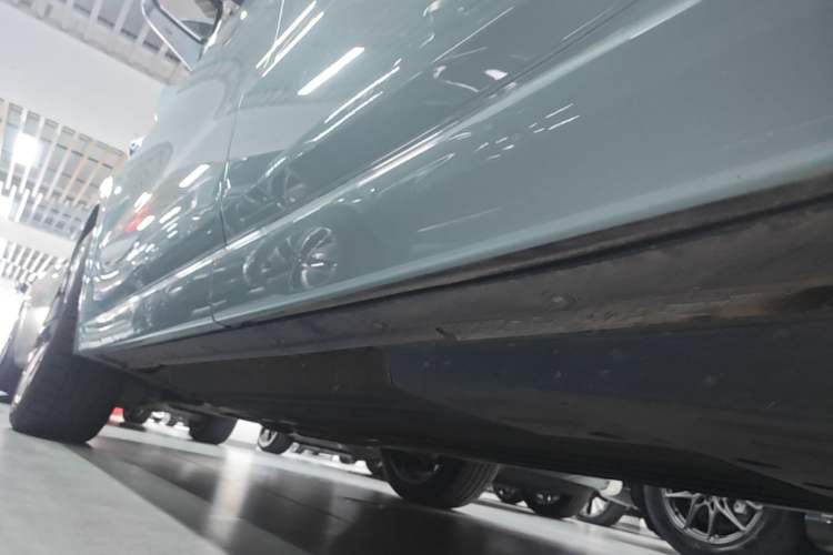Used Li Auto L6 2025 Max Smart Refresh Edition Left Side Sill