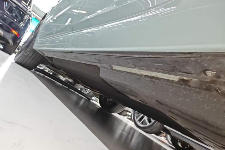 Used Li Auto L6 2025 Max Smart Refresh Edition Left Side Sill