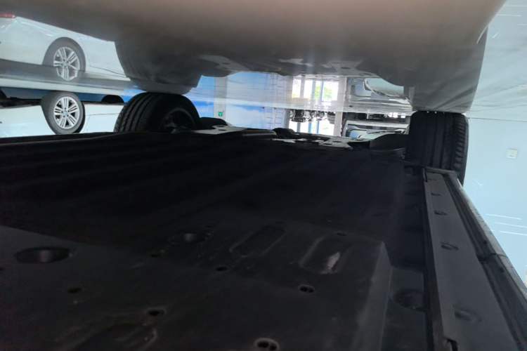 Used Li Auto L6 2025 Max Smart Refresh Edition Left Side Sill