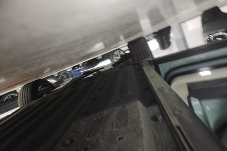 Used Li Auto L6 2025 Pro Smart Refresh Edition Left Side Sill