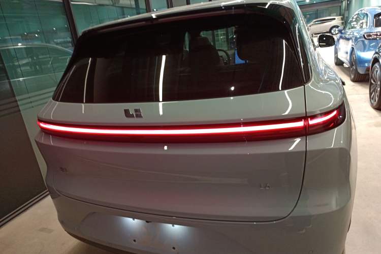 Used Li Auto L6 2025 Pro Smart Refresh Edition Rear