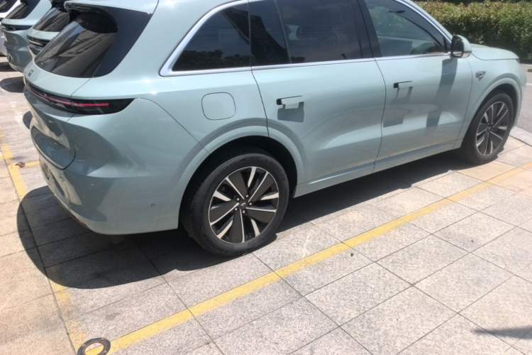Used Li Auto L6 2025 Max Smart Refresh Edition Rear Right 45 Deg