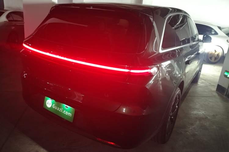 Used Li Auto L6 2025 Pro Smart Refresh Edition Rear Right 45 Deg