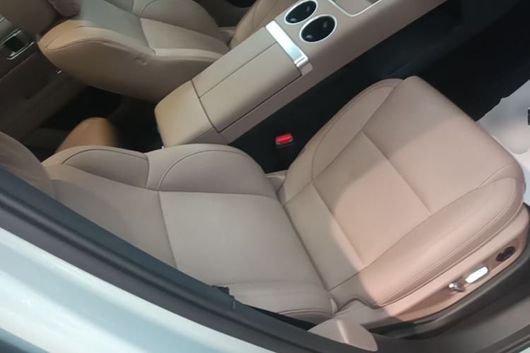 Used Li Auto L6 2025 Max Smart Refresh Edition Right Front Seat