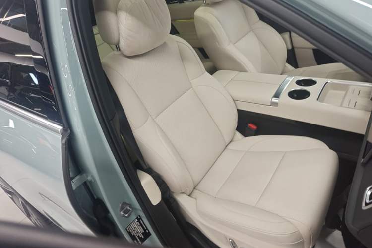 Used Li Auto L6 2025 Max Smart Refresh Edition Right Front Seat