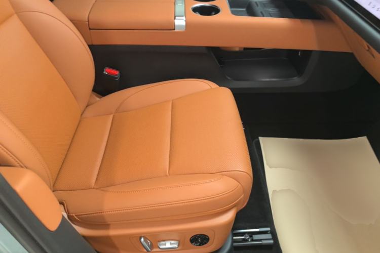 Used Li Auto L6 2025 Max Smart Refresh Edition Right Front Seat