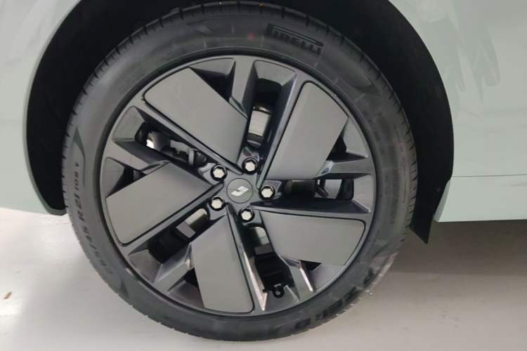 Used Li Auto L6 2025 Max Smart Refresh Edition Right Rear Wheel Hub