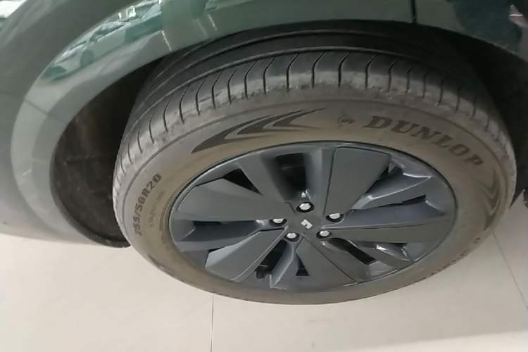 Used Li Auto L6 2025 Pro Smart Refresh Edition Right Rear Wheel Hub