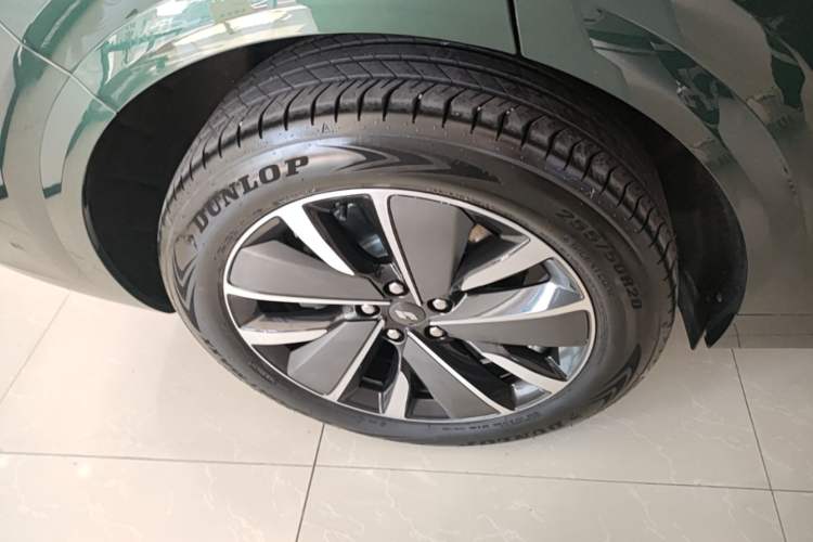 Used Li Auto L6 2025 Pro Smart Refresh Edition Right Rear Wheel Hub