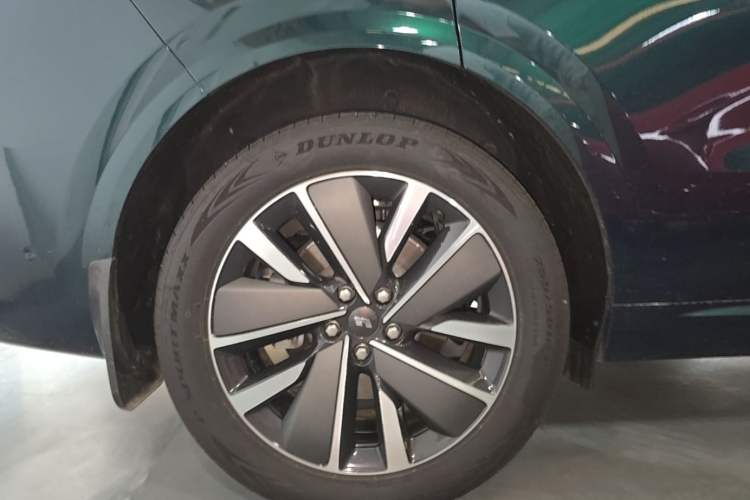 Used Li Auto L6 2025 Pro Smart Refresh Edition Right Rear Wheel Hub