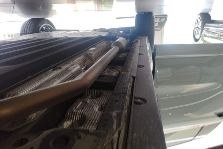 Used Li Auto L6 2025 Pro Smart Refresh Edition Right Side Sill
