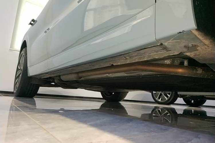 Used Li Auto L6 2025 Pro Smart Refresh Edition Right Side Sill